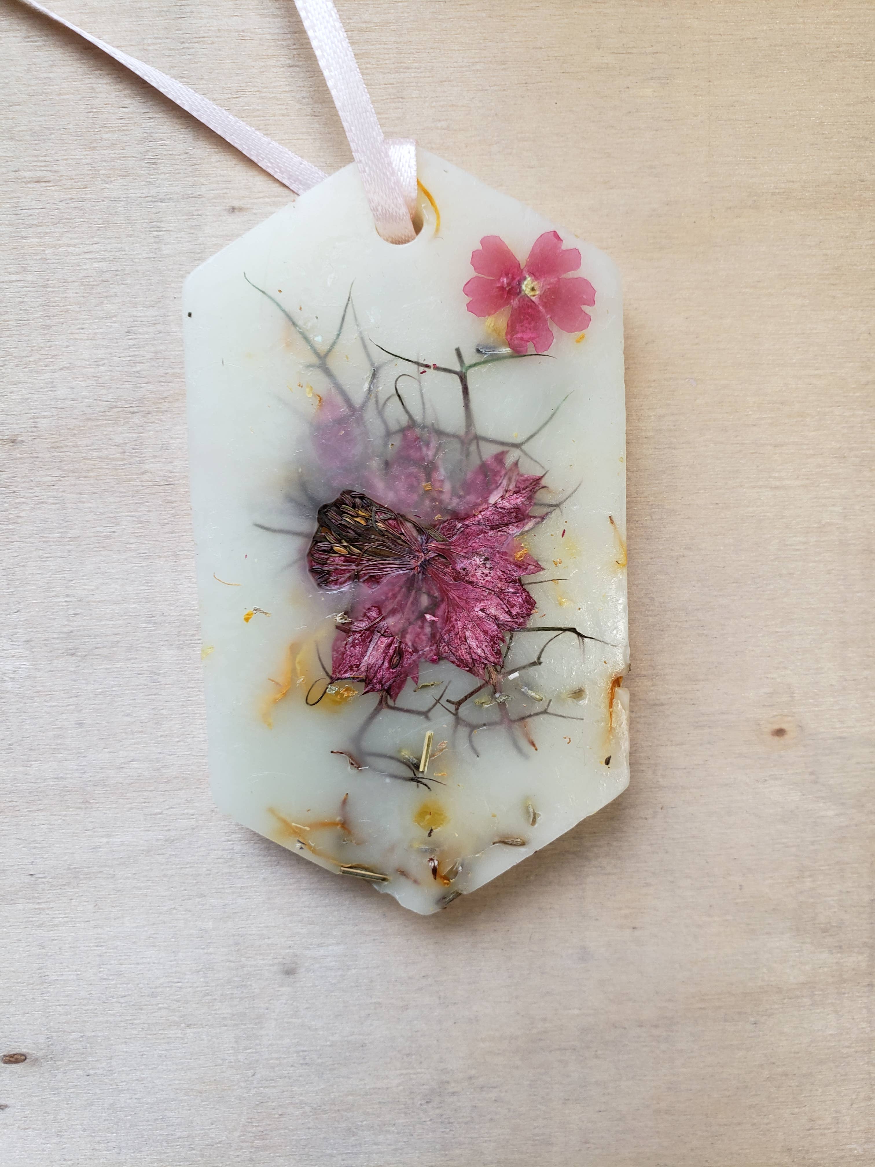 The North Bee Mini Beeswax Potpourri Scented Bar