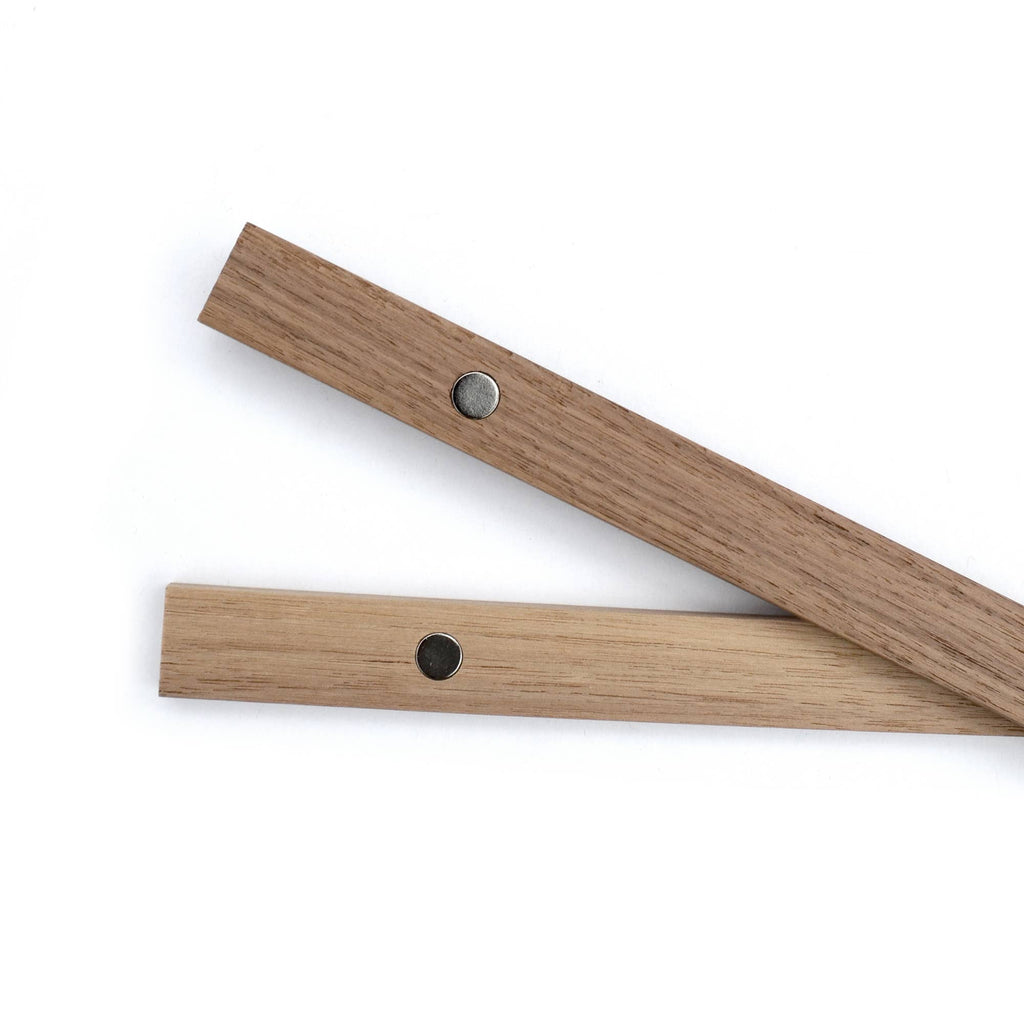 Magnetic Wood Hanging Poster Frame  18" Natural